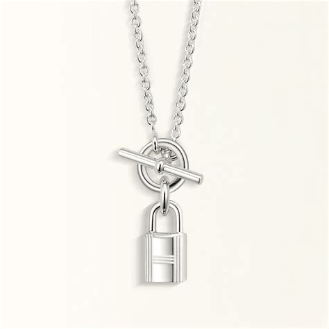 candena hermes|kelly cadenas hermes pendant.